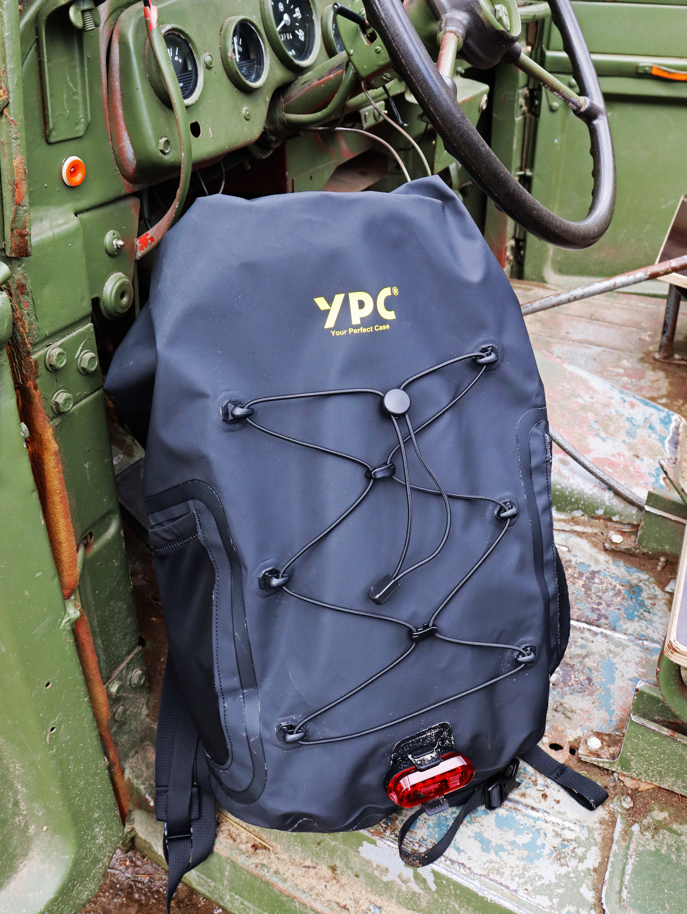 "Wayfarer" Outdoor Rucksack wasserdicht XL, 25L, Rolltop, 55x30x20 cm, schwarz "Wayfarer" Outdoor Rucksack wasserdicht XL, 25L, Rolltop, 55x30x20 cm, schwarz